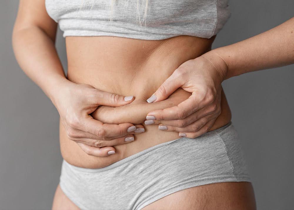 tummy tuck vs mommy makeover