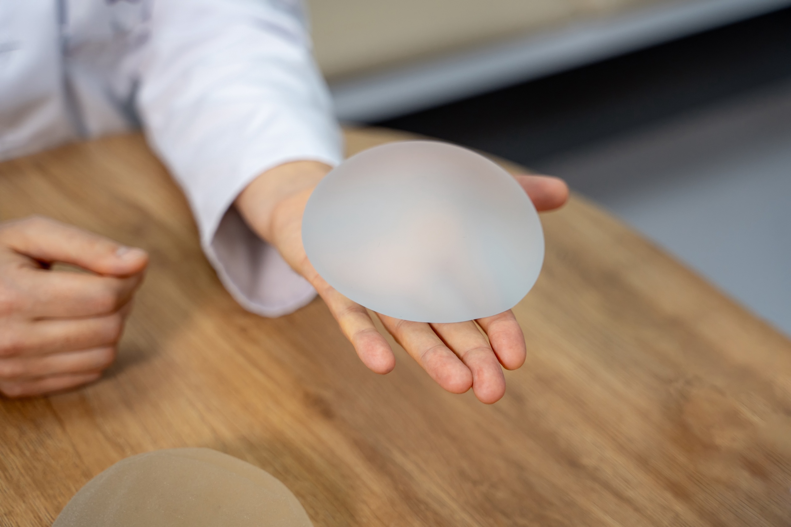 en bloc capsulectomy Charlotte